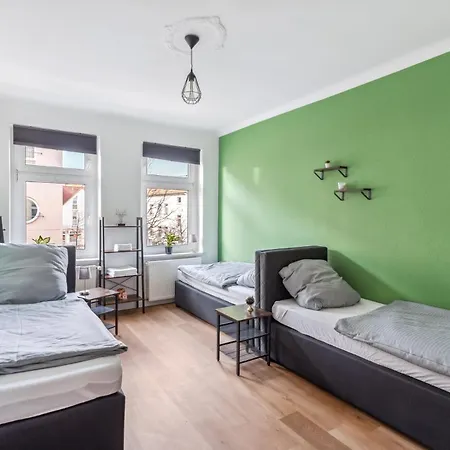 Sali-Homes Boarding Haus Monteur-Wohnungen Balkon Vollkueche Autobahnaehe Markranstädt Exterior foto