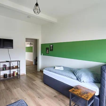 Sali-Homes Boarding Haus Monteur-Wohnungen Balkon Vollkueche Autobahnaehe Markranstädt Exterior foto