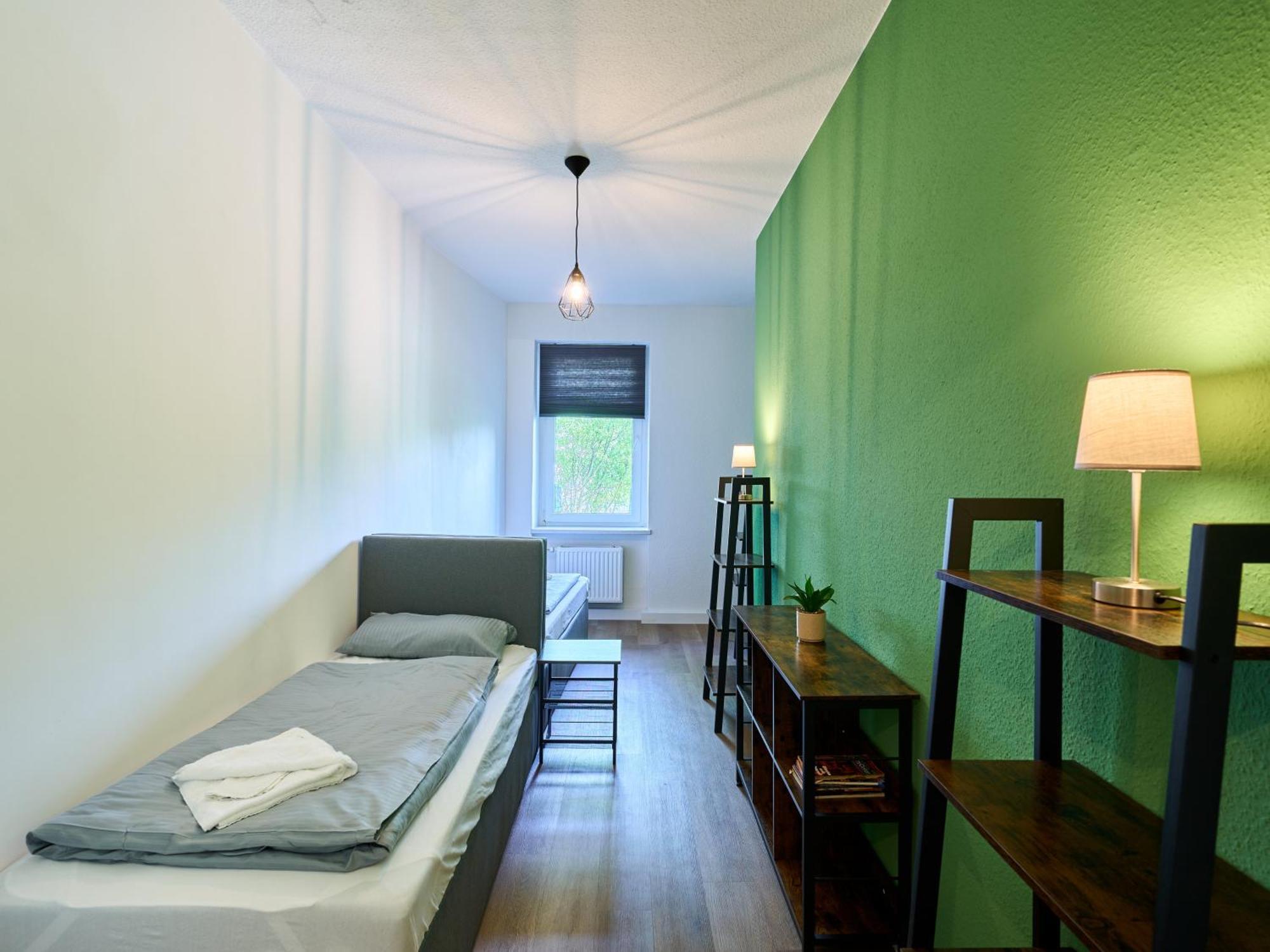 Apartment Sali-homes Boarding Haus Monteur-wohnungen Balkon Vollkueche Autobahnaehe