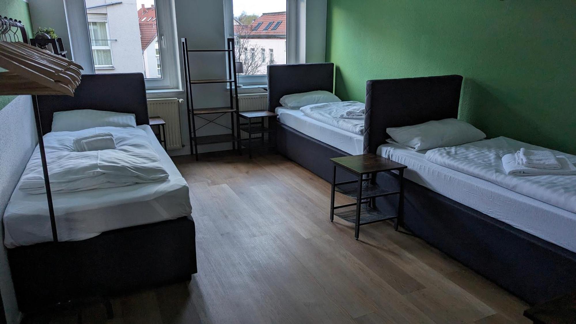 Sali-homes Boarding Haus Monteur-wohnungen Balkon Vollkueche Autobahnaehe Apartment *