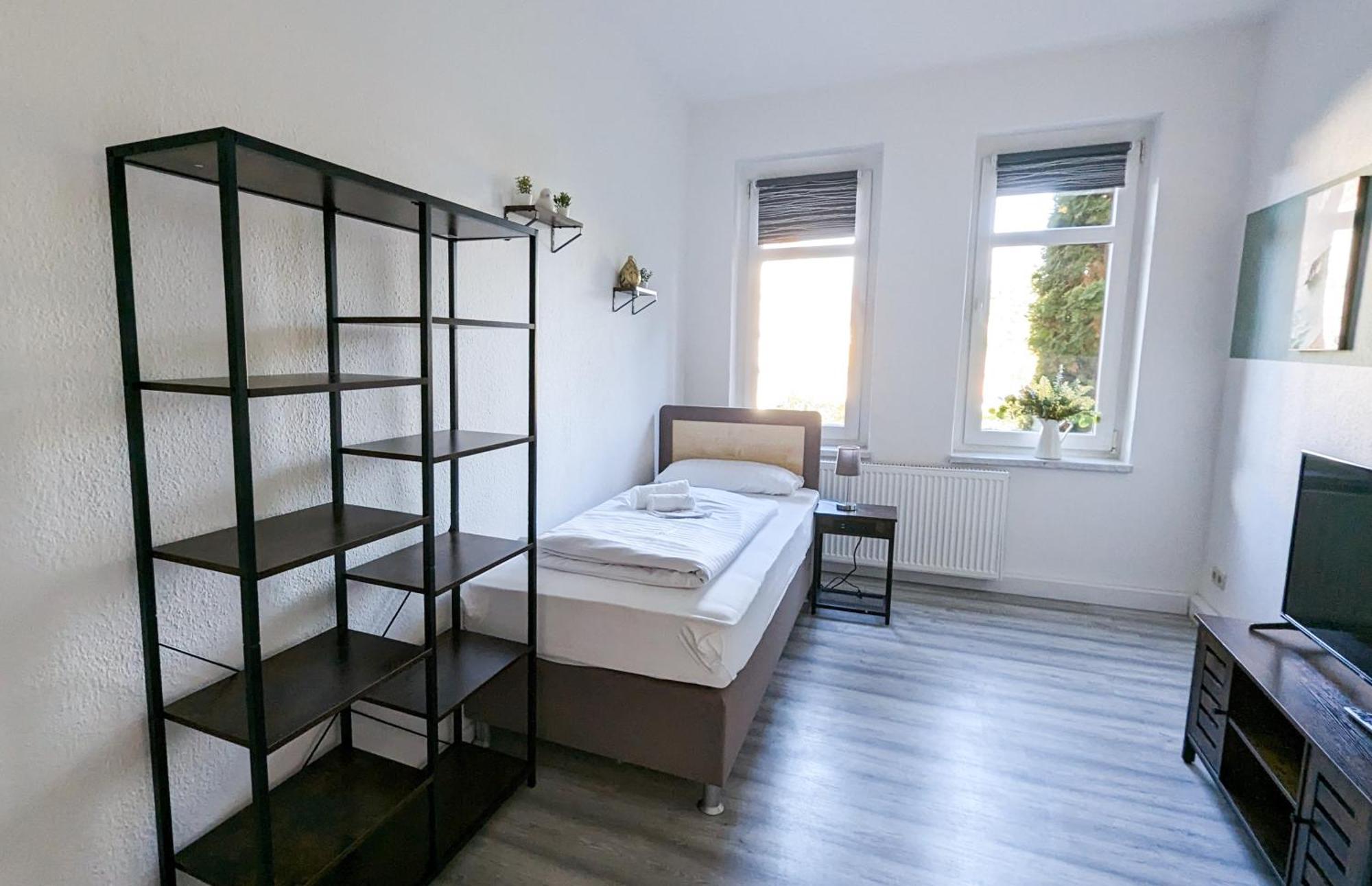 Apartment Sali-homes Boarding Haus Monteur-wohnungen Balkon Vollkueche Autobahnaehe