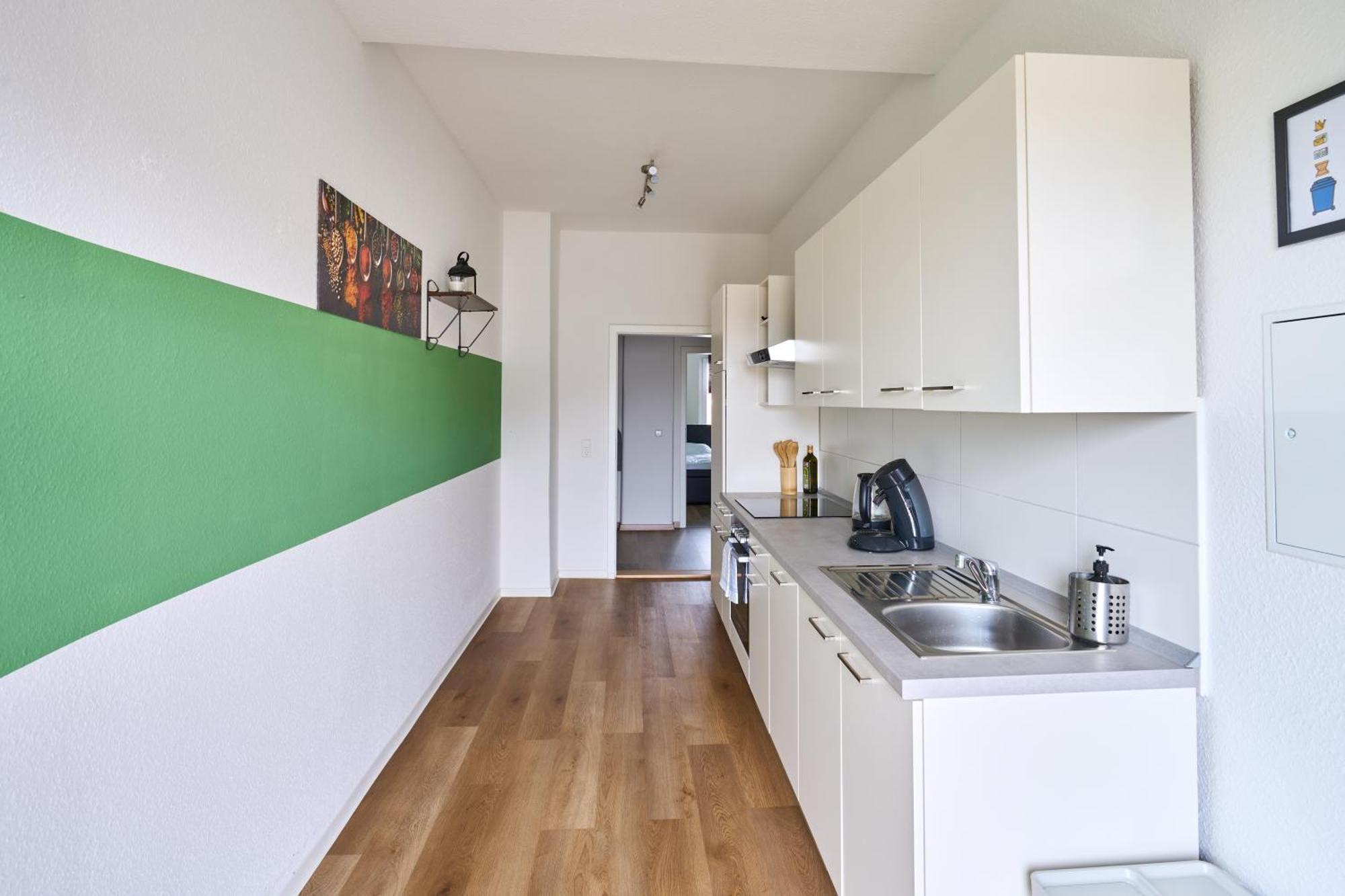 Sali-homes Boarding Haus Monteur-wohnungen Balkon Vollkueche Autobahnaehe