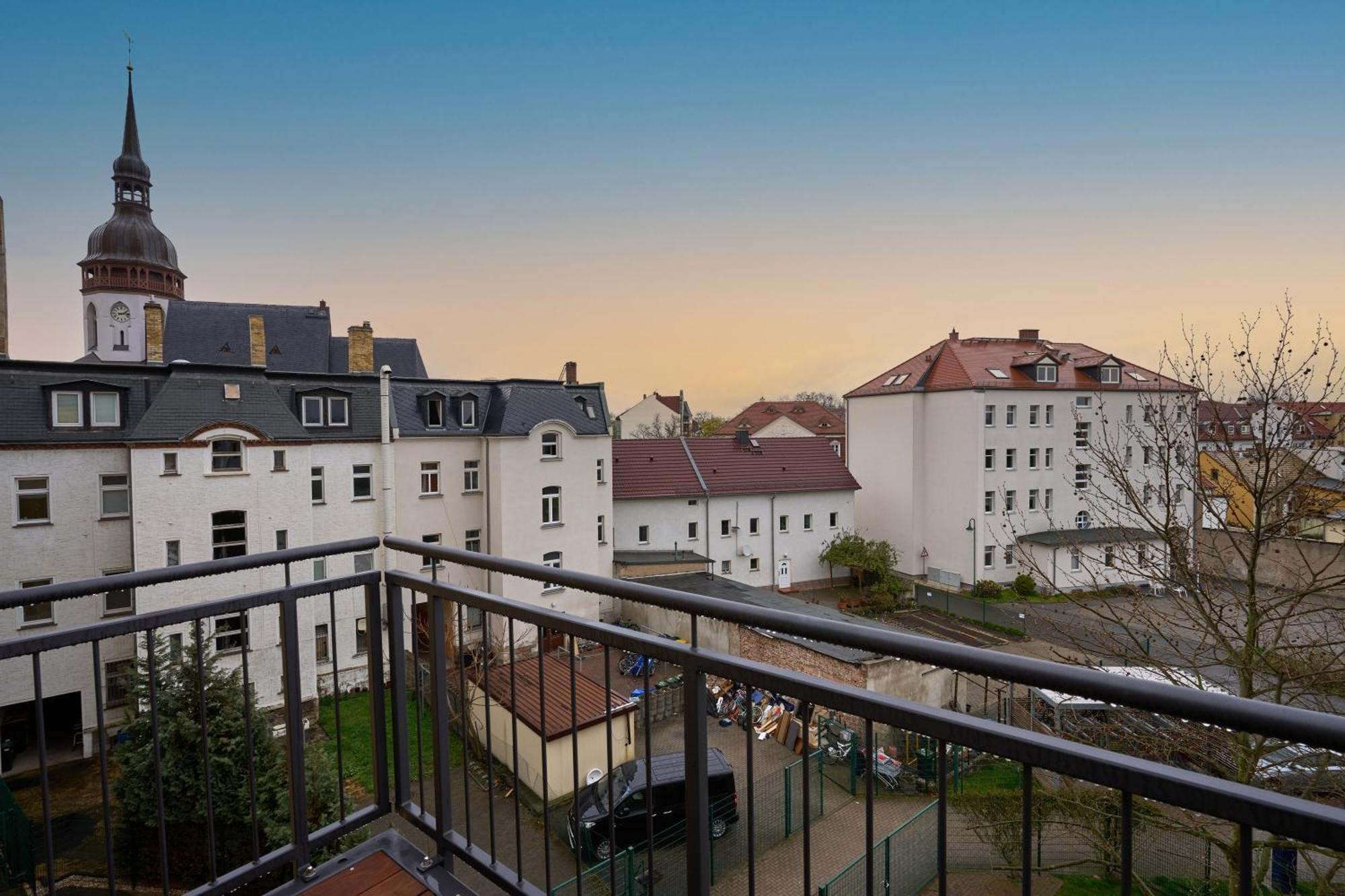 Sali-homes Boarding Haus Monteur-wohnungen Balkon Vollkueche Autobahnaehe Apartment