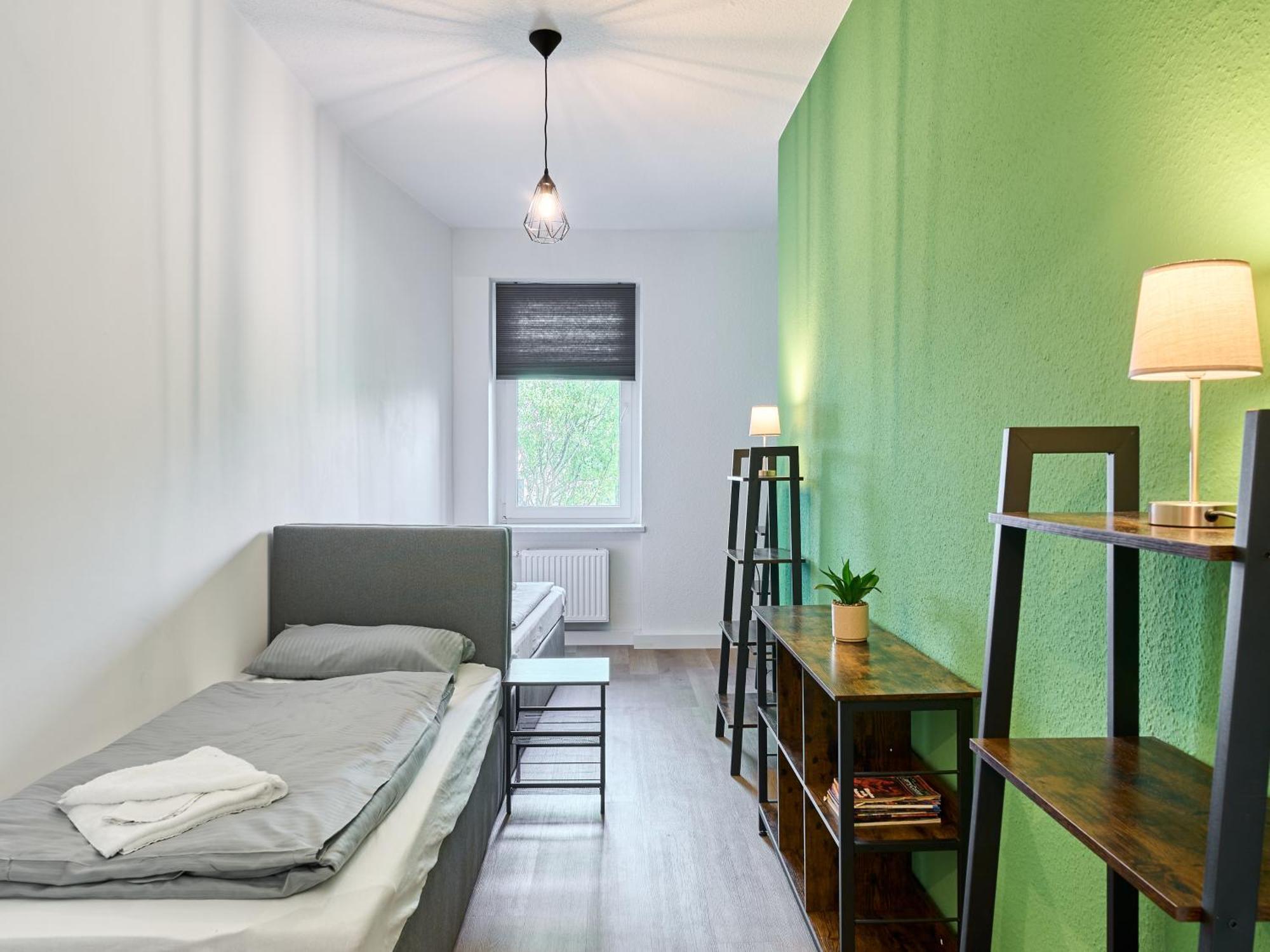 Apartment Sali-homes Boarding Haus Monteur-wohnungen Balkon Vollkueche Autobahnaehe